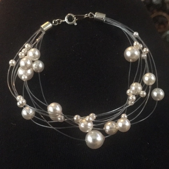 Multi strand Illusion Pearl Bracelet - Picture 4 of 5